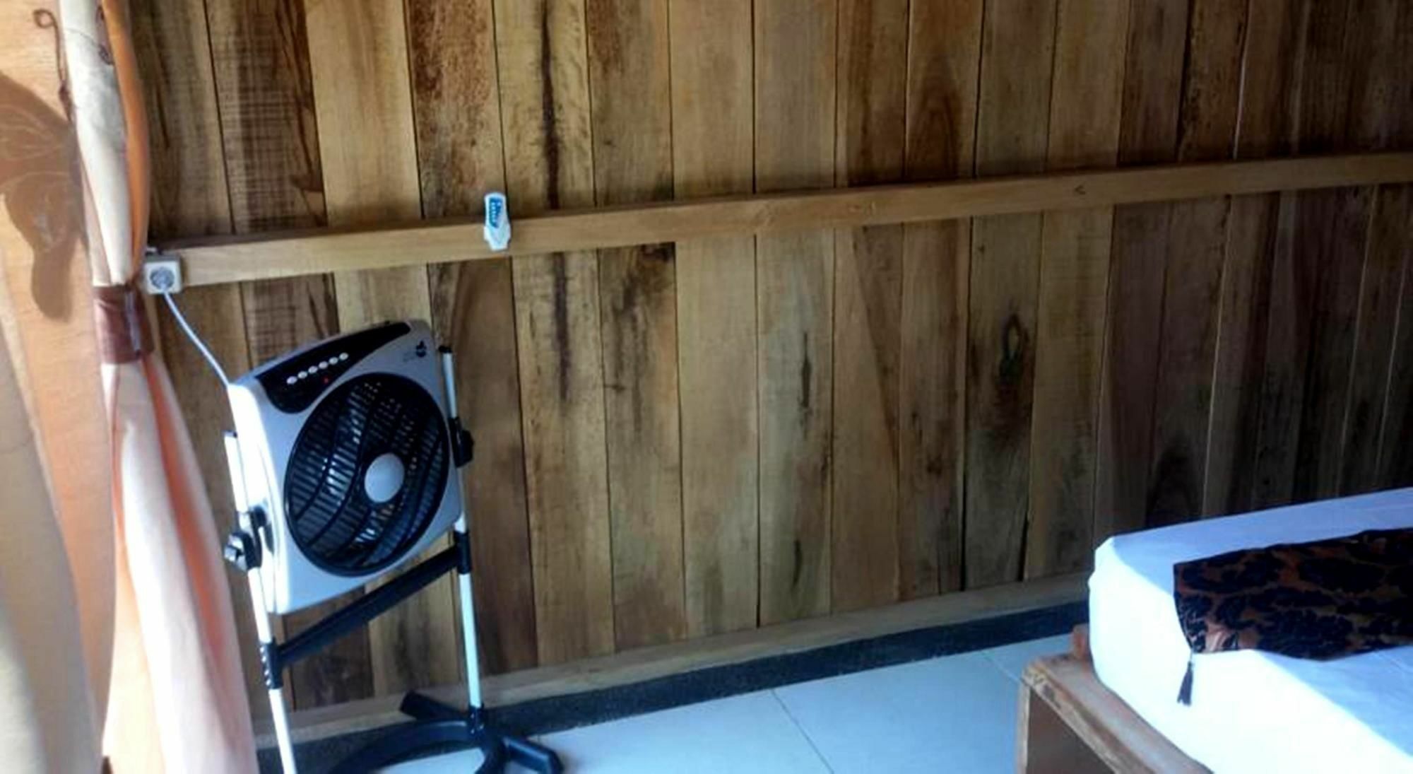 Beach Box Bungalow Gili Trawangan Bagian luar foto