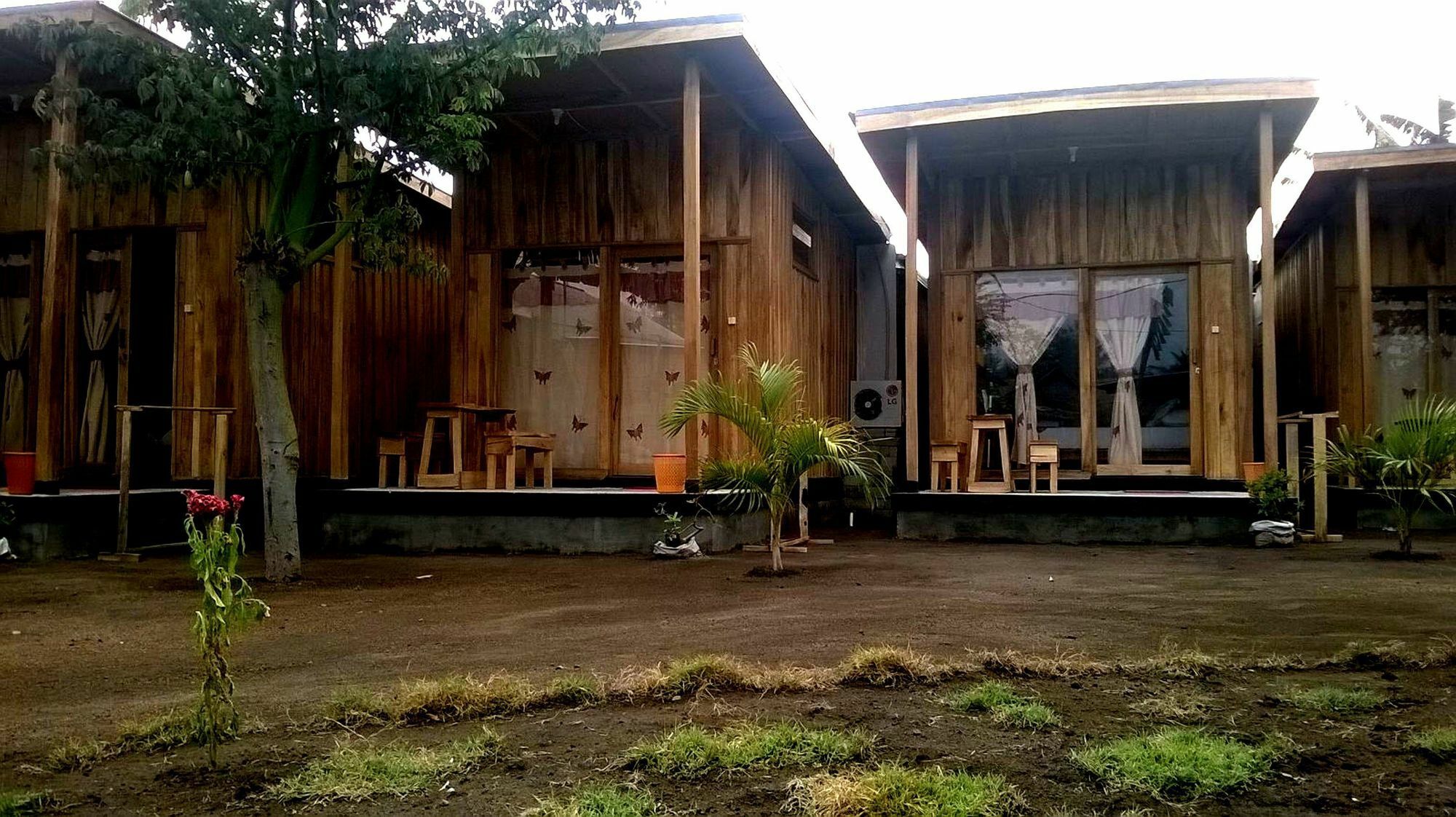 Beach Box Bungalow Gili Trawangan Bagian luar foto